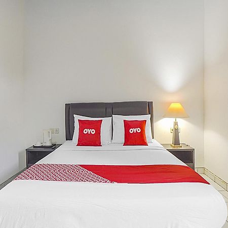 Oyo Life 90589 Palem Garden Hotel ตุลุงอากุง ภายนอก รูปภาพ