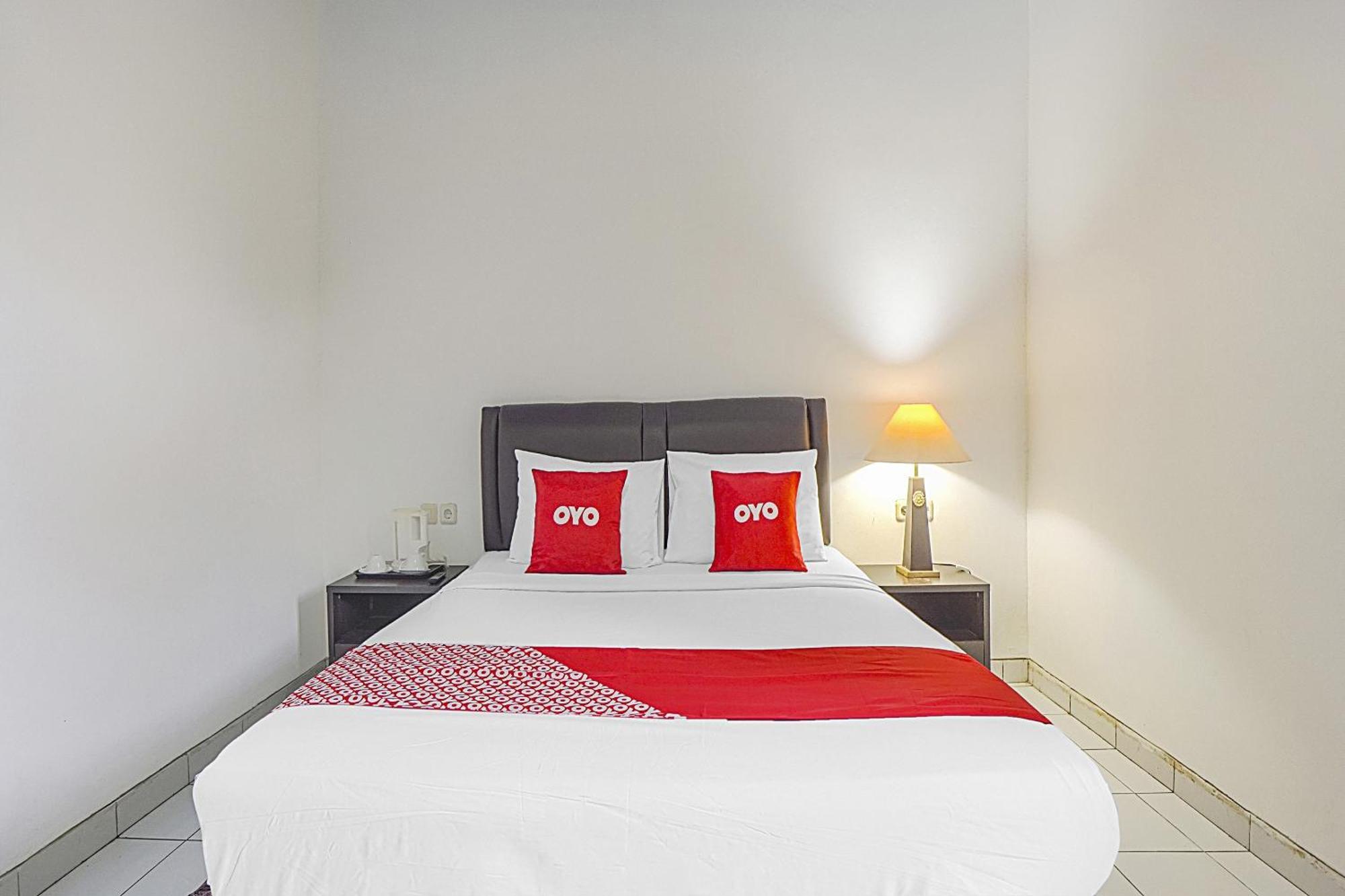 Oyo Life 90589 Palem Garden Hotel ตุลุงอากุง ภายนอก รูปภาพ