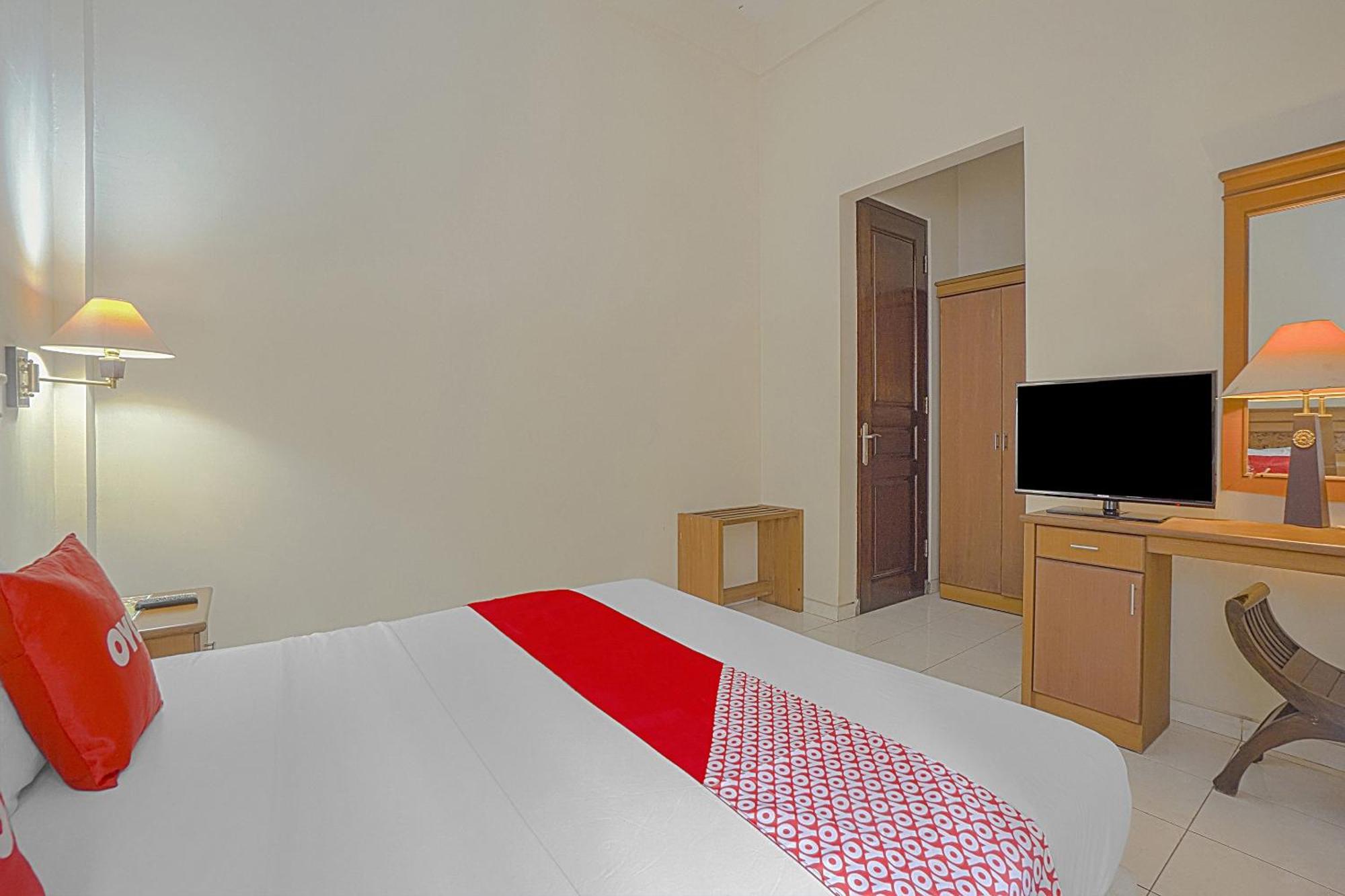 Oyo Life 90589 Palem Garden Hotel ตุลุงอากุง ภายนอก รูปภาพ