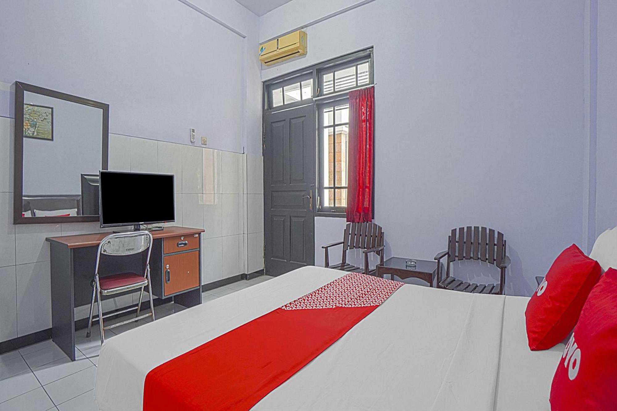 Oyo Life 90589 Palem Garden Hotel ตุลุงอากุง ภายนอก รูปภาพ