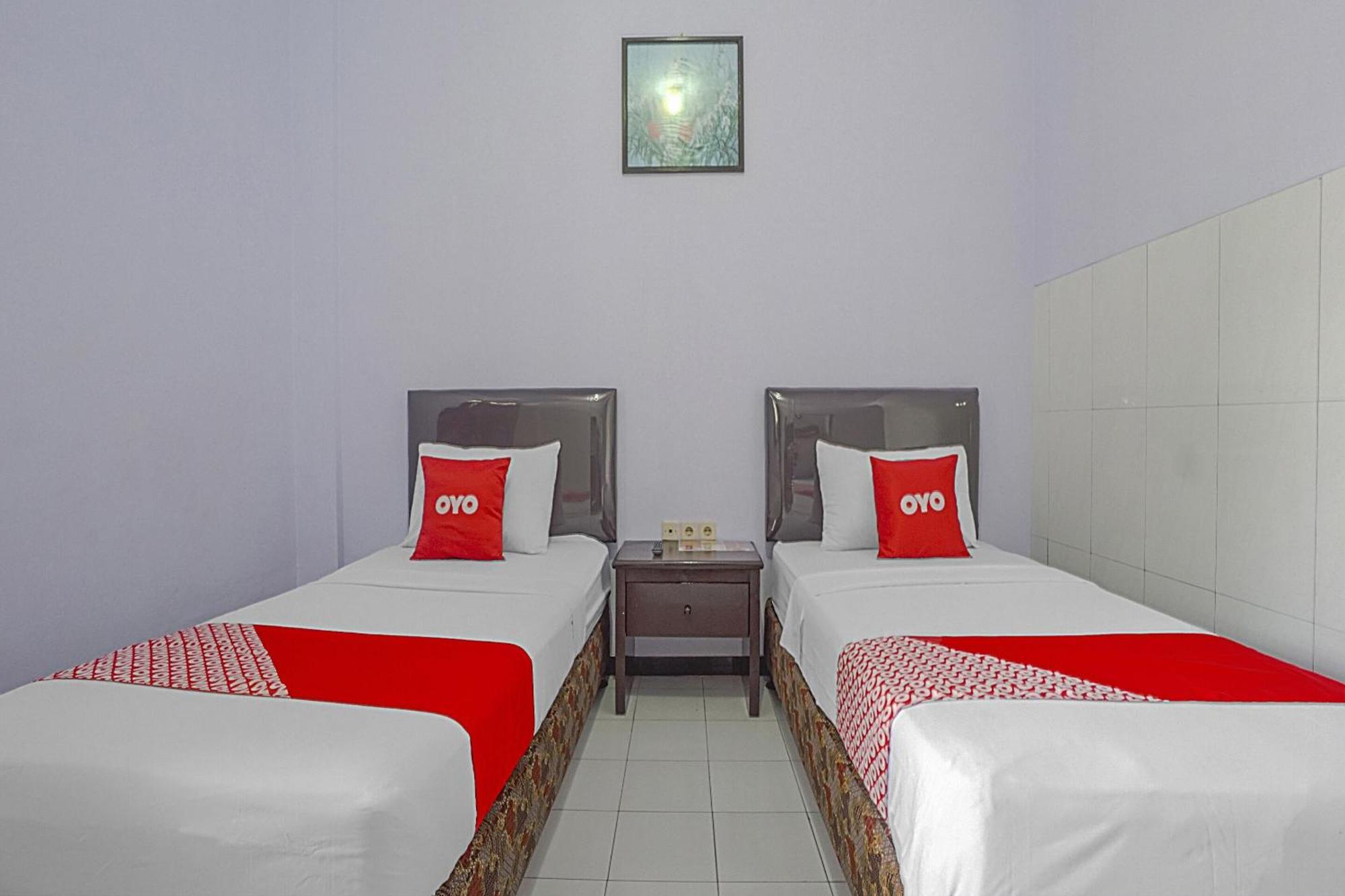 Oyo Life 90589 Palem Garden Hotel ตุลุงอากุง ภายนอก รูปภาพ