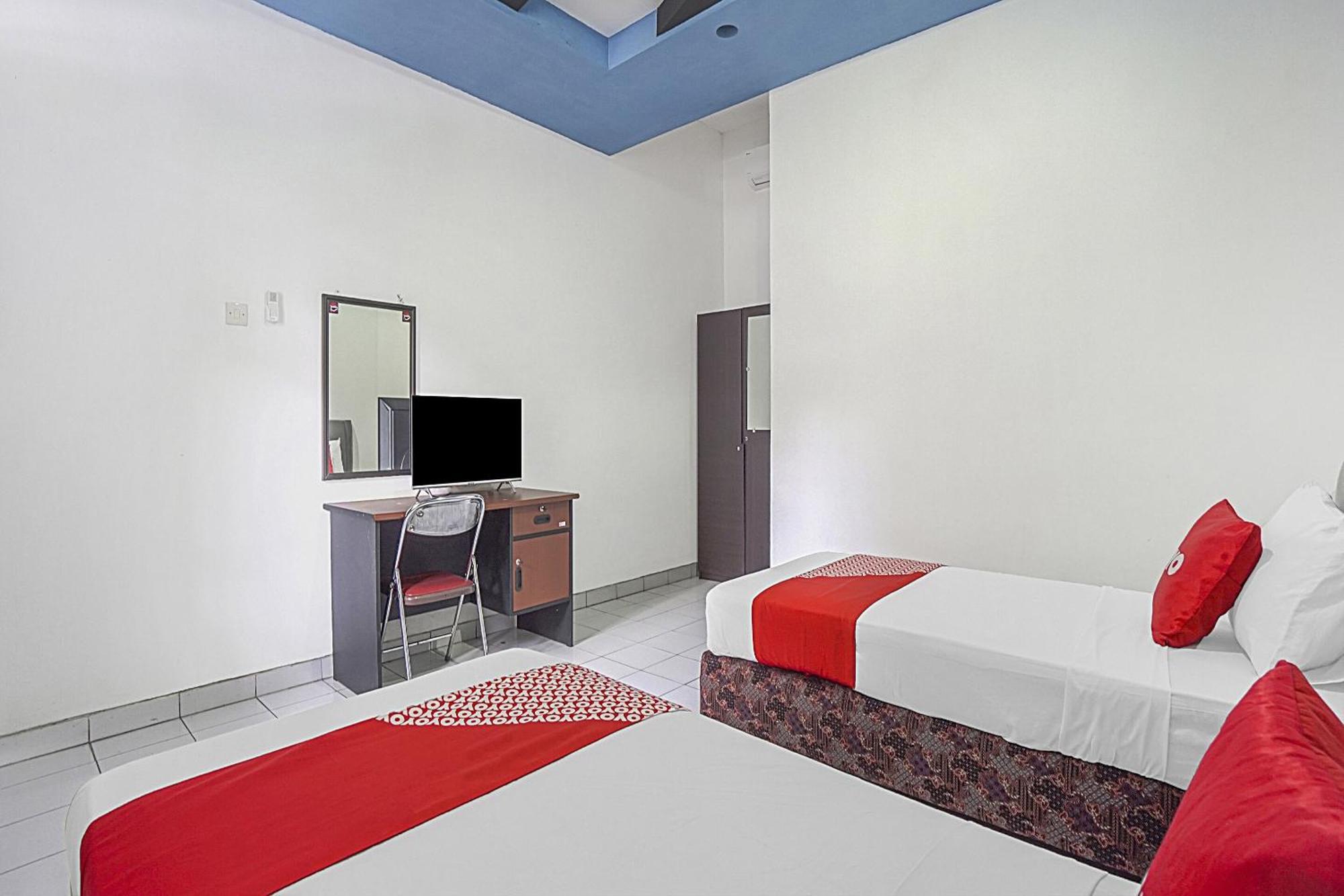 Oyo Life 90589 Palem Garden Hotel ตุลุงอากุง ภายนอก รูปภาพ