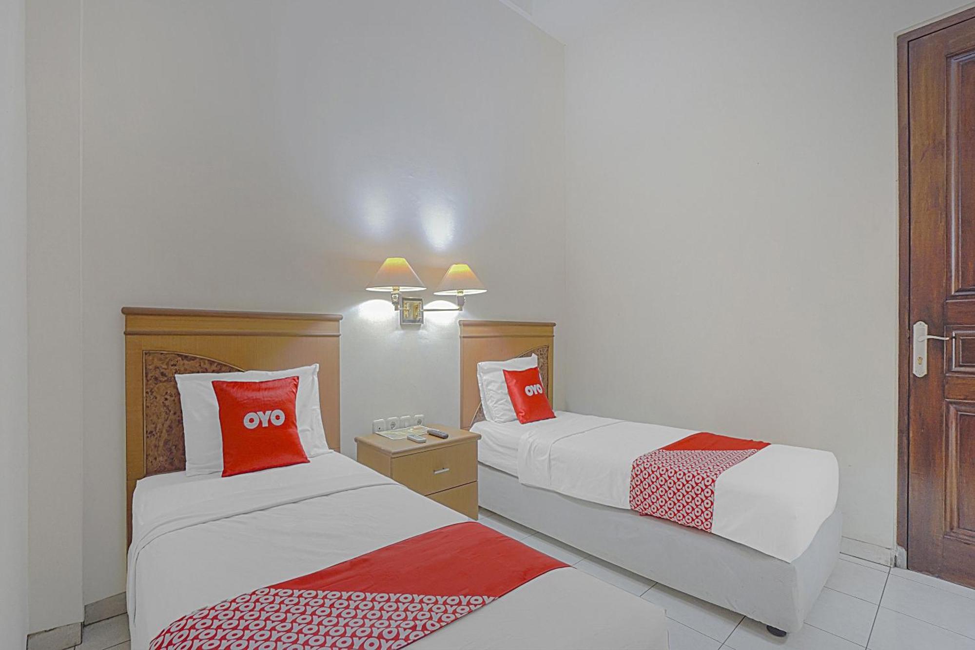 Oyo Life 90589 Palem Garden Hotel ตุลุงอากุง ภายนอก รูปภาพ