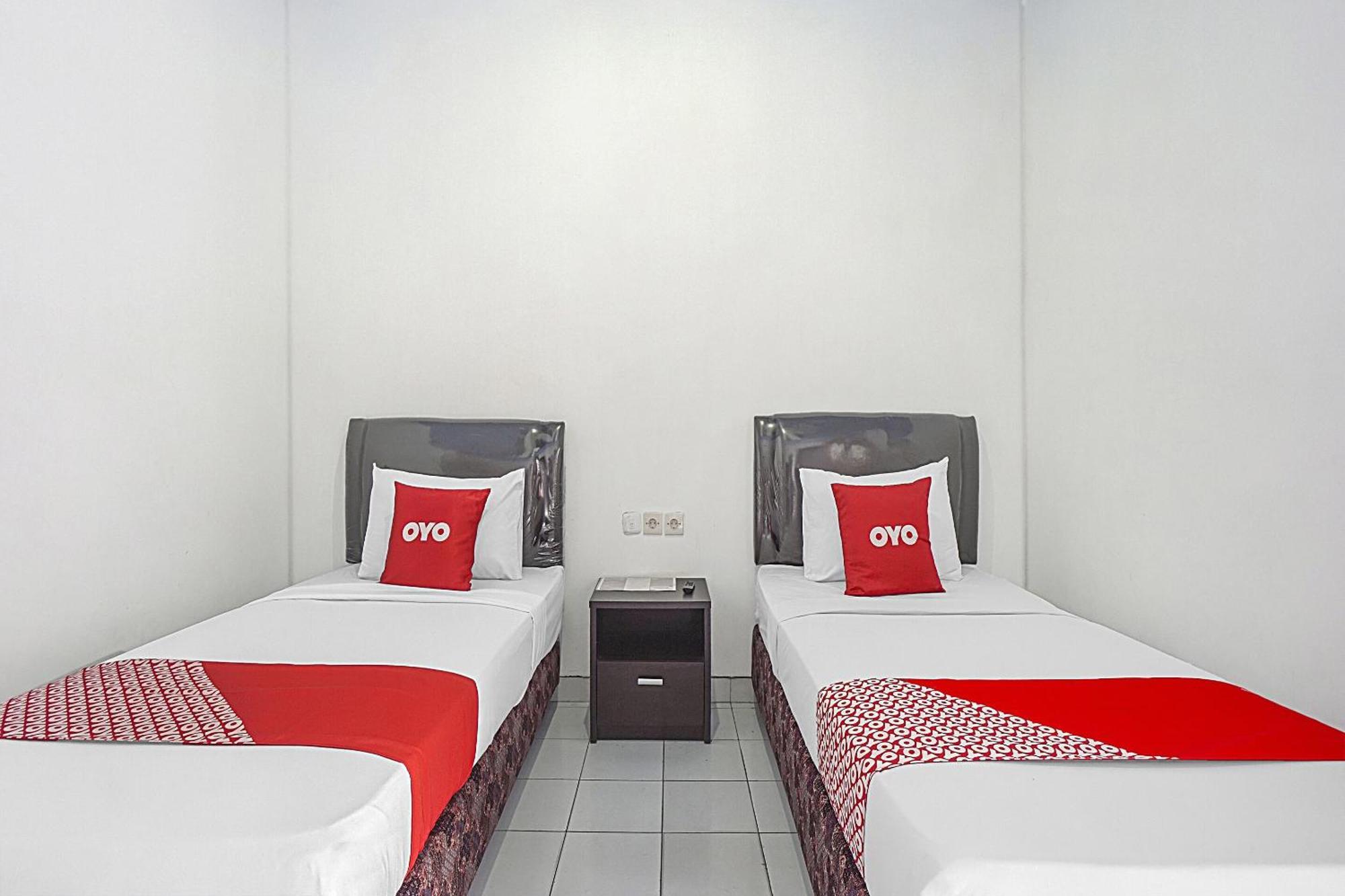 Oyo Life 90589 Palem Garden Hotel ตุลุงอากุง ภายนอก รูปภาพ